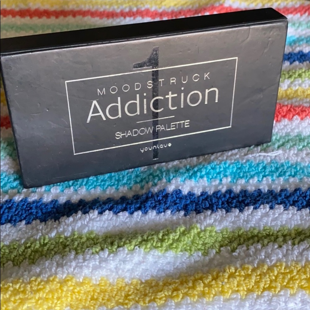 Moodstruck: Addiction palette